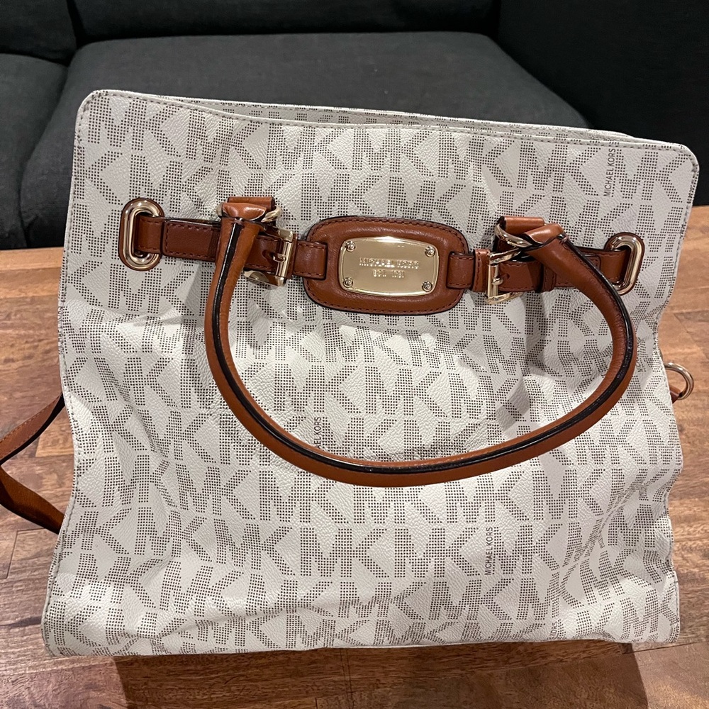 Michael Kors Cream and Brown Logo Patterned Shoulder Bag (Medium) Hamilton